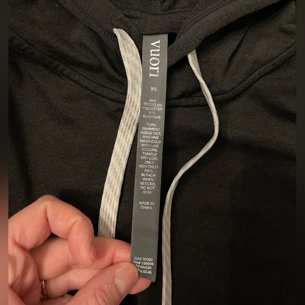 Vuori Halo Essential Hoodie Size XS - Picture 3 of 5